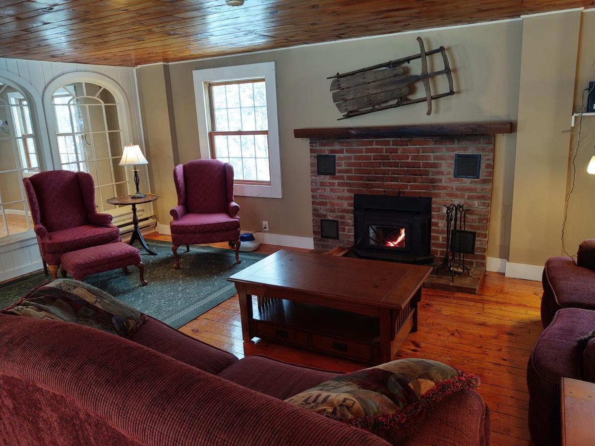 Doveberry Inn 웨스트 도버 외부 사진