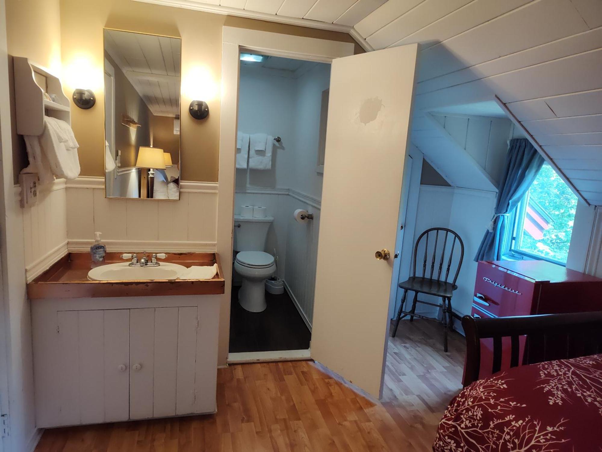 Doveberry Inn 웨스트 도버 외부 사진