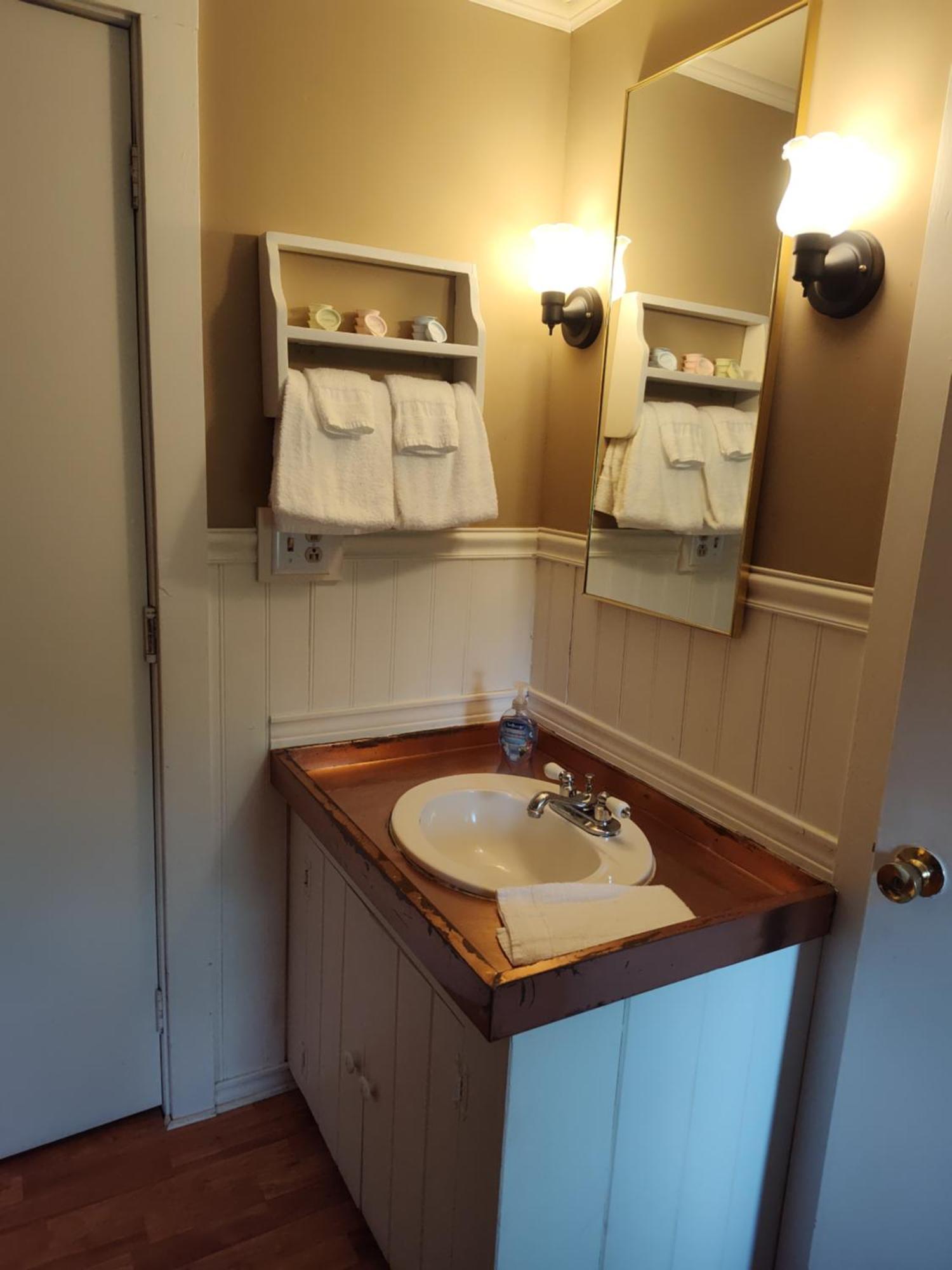 Doveberry Inn 웨스트 도버 외부 사진