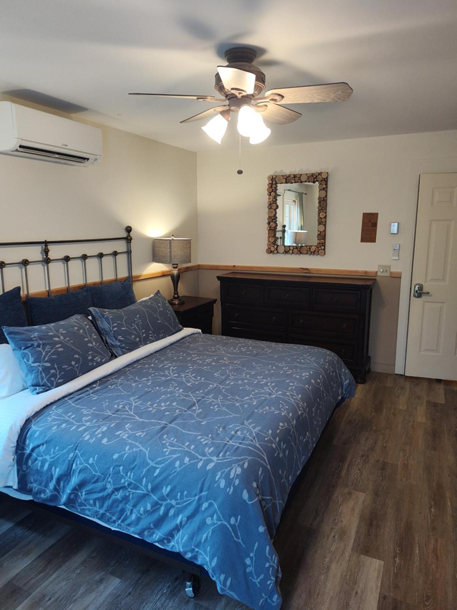 Doveberry Inn 웨스트 도버 외부 사진